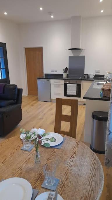 Thornmoor Barn Appartement Lifton Buitenkant foto